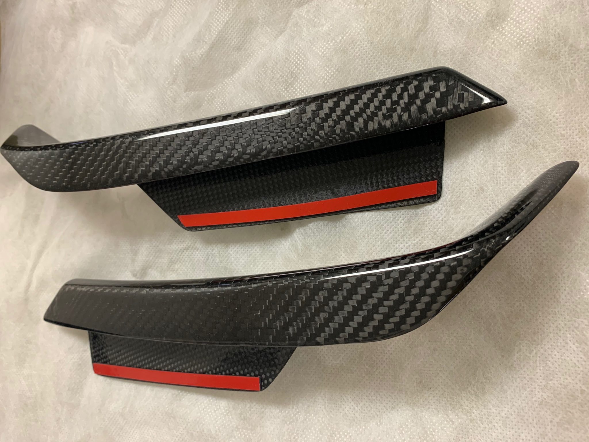 Ivan Tampi Customs Rear Air Duct Brake Vent Carbon Fiber C7 Corvette