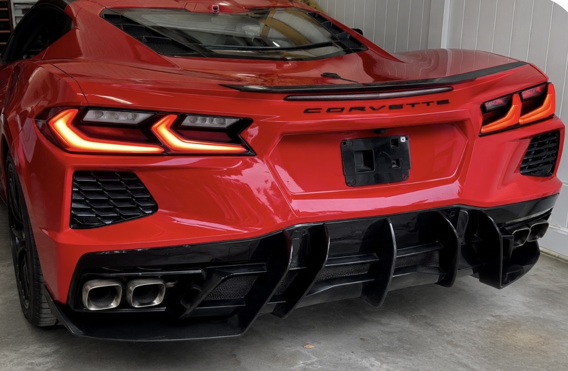 Ivan Tampi Customs Black Widow SE C8 Corvette Stingray 2020-26